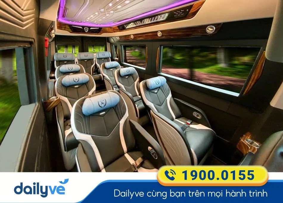 Nội thất xe Limousine của nhà xe Hoàng Long