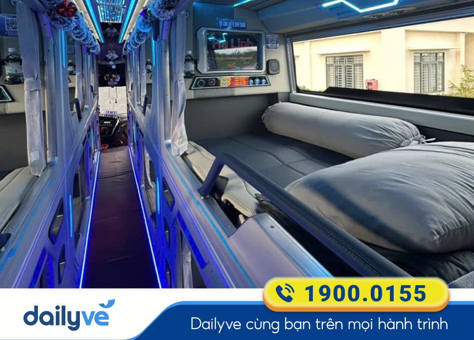 dong-xe-limousine-22-phong-cua-nha-xe-ha-linh