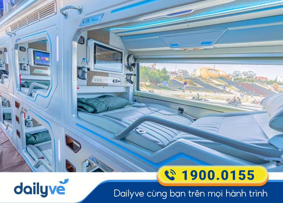 dong-xe-limousine-24-phong-cua-nha-xe-xuan-phuc