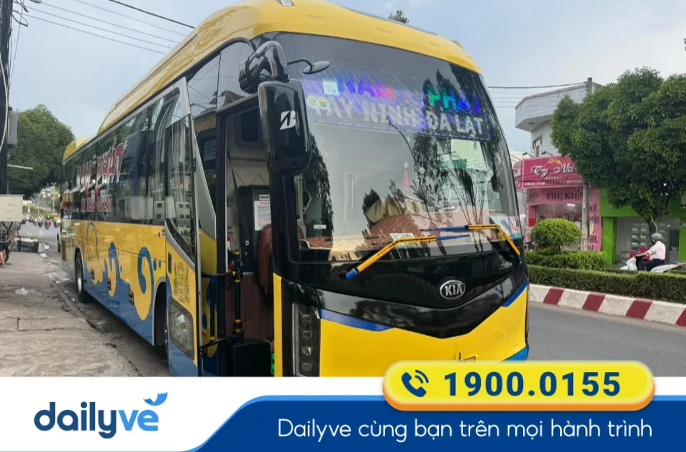 Nhà xe Nam Phát tuyến Sài Gòn đi Đà Lạt Lâm Đồng xe giường nằm cao cấp