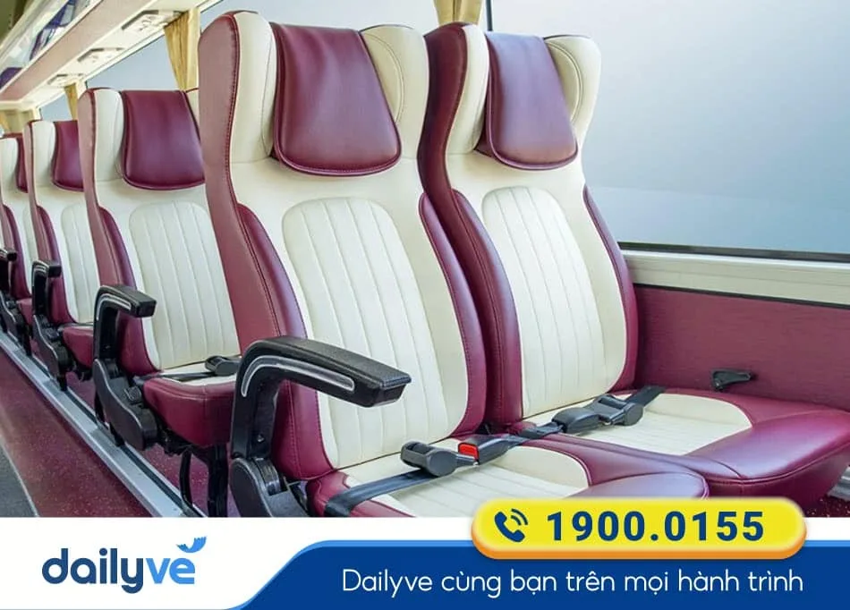 Nội thất xe ghế ngồi 29 chỗ của nhà xe Biển Việt Xanh Bến Tre