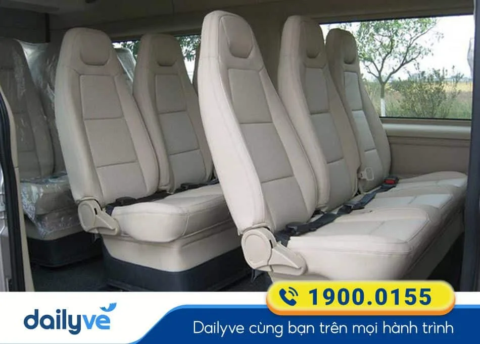 Nội thất xe ghế ngồi 16 chỗ chất lượng và tiện nghi