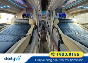 noi-that-xe-limousine-20-phong-cua-nha-xe-quang-hanh