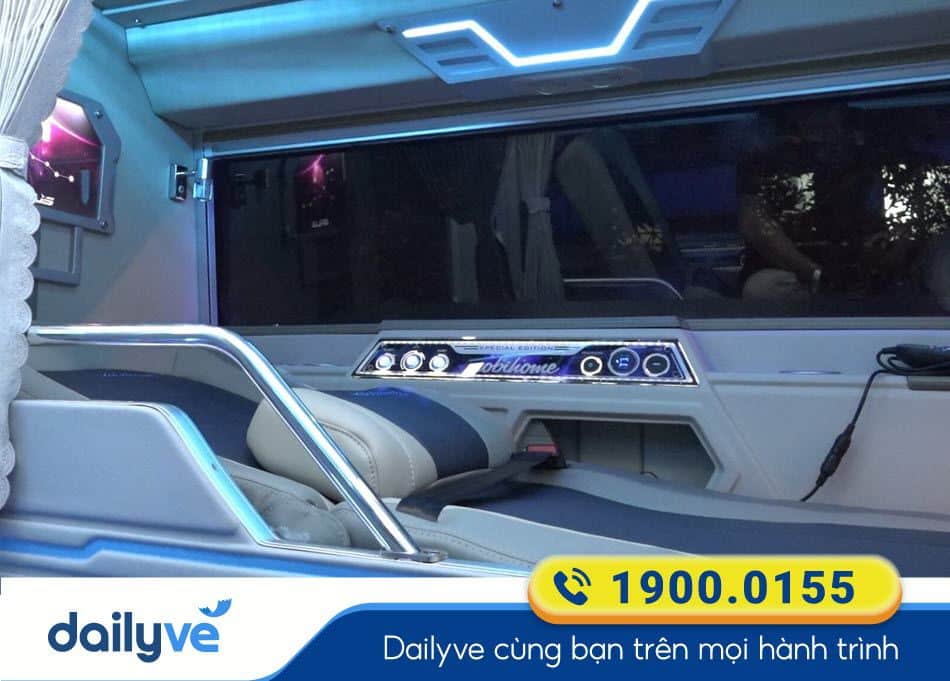 noi-that-xe-limousine-22-phong-cua-nha-xe-thai-son