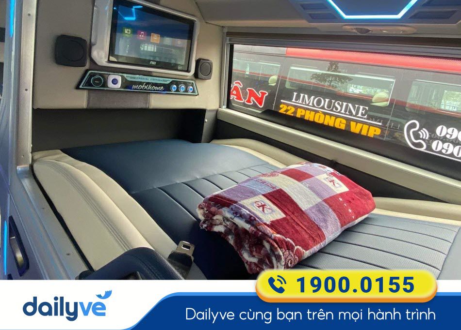 noi-that-xe-limousine-22-phong-nha-xe-cam-van