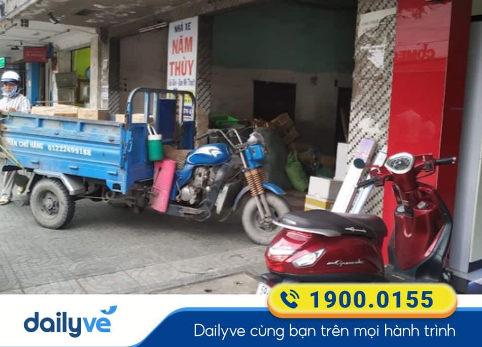 van-phong-nha-xe-nam-thuy-tai-sai-gon