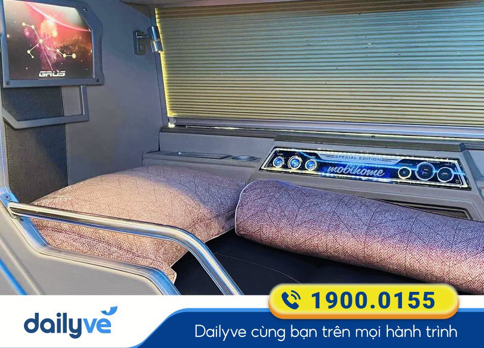 xe-limousine-22-phong-cua-nha-xe-dong-hung