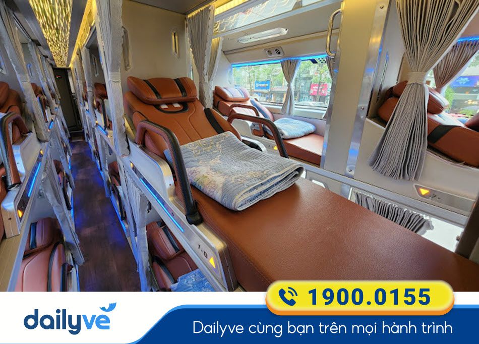 Nội thất xe Limousine 32 phòng của xe Camel Travel Huế