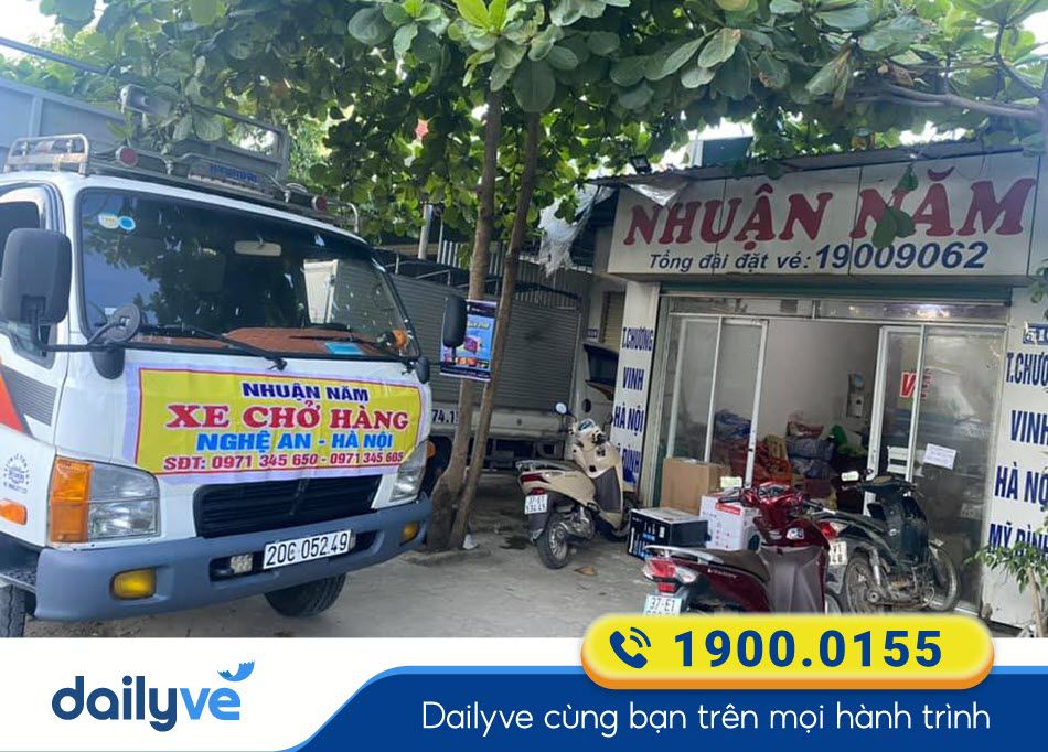 van-phong-ve-cua-nha-xe-nhuan-nam-tai-nghe-an