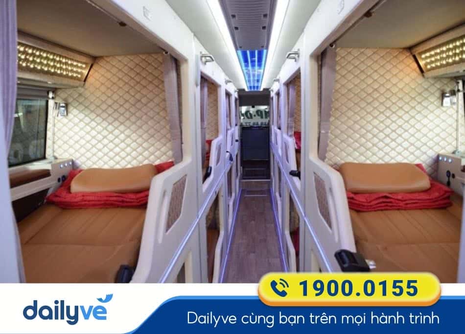 xe-limousine-21-phong-cua-nha-xe-duy-tung