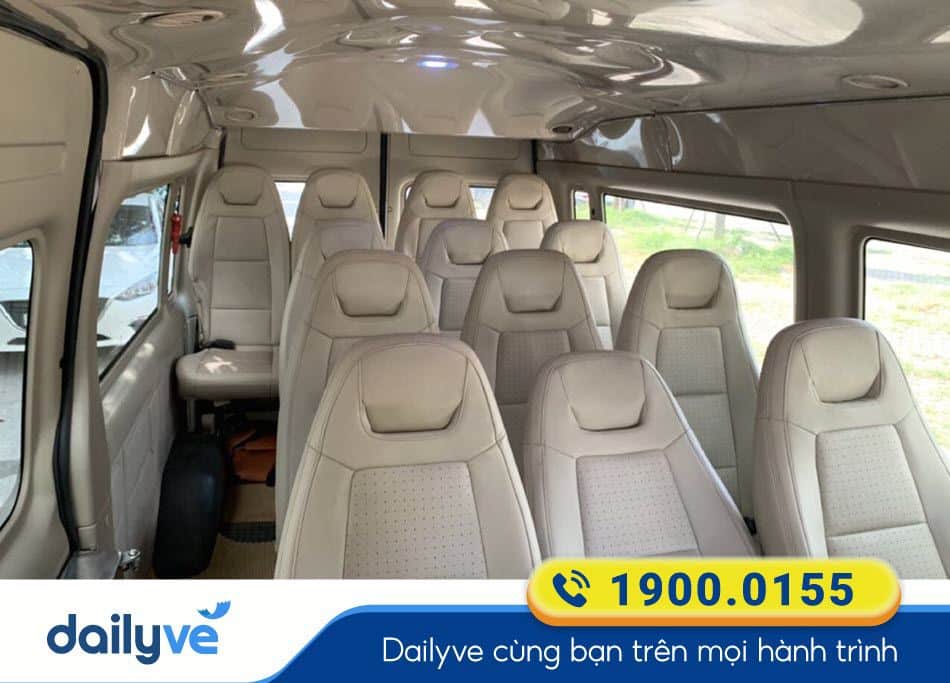 xe-ghe-ngoi-16-cho-cua-nha-xe-linh-yen