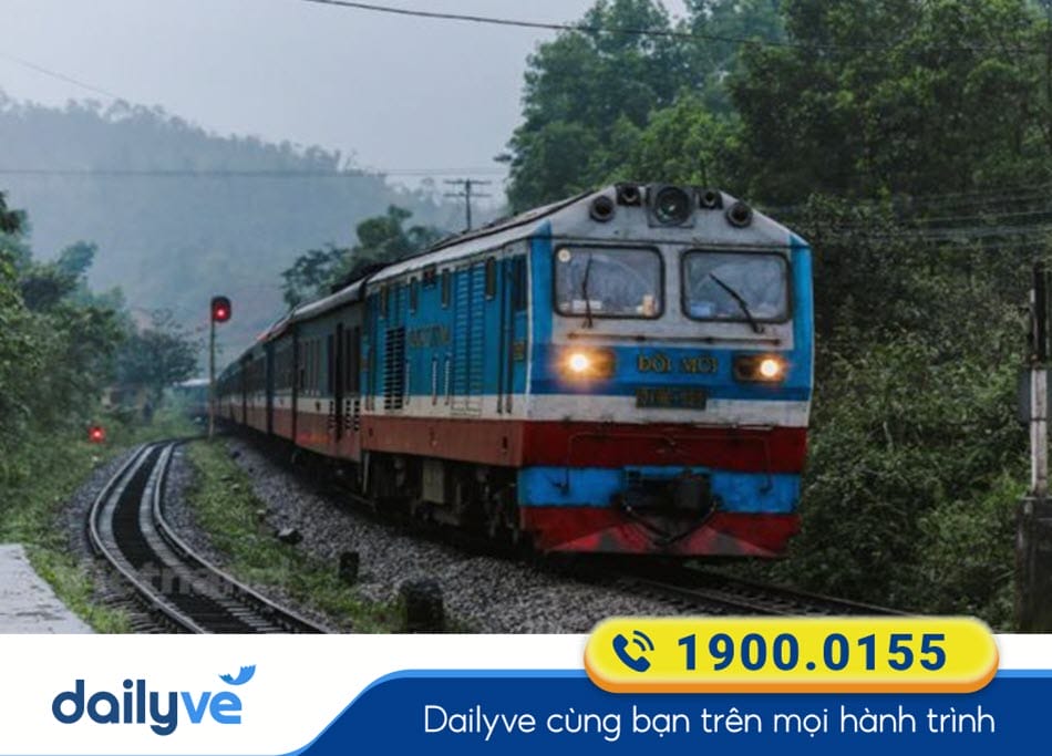Chuyến tàu HP1 từ Ga Hà Nội đến Ga Hải Phòng