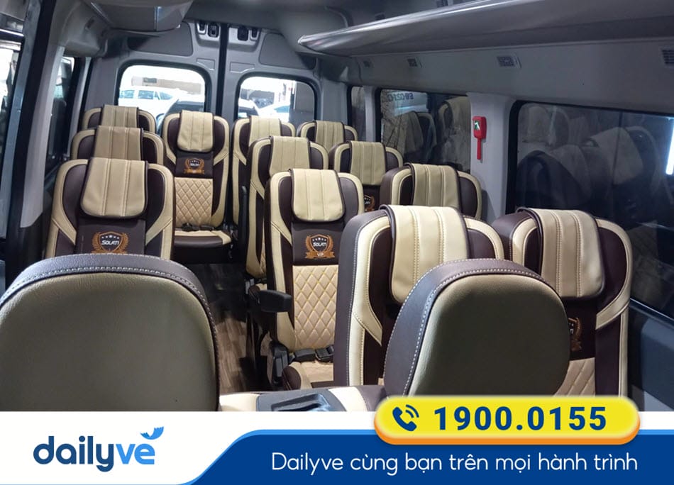 Tiện ích xe ghế ngồi thế hệ mới của nhà xe Hoàng Toàn