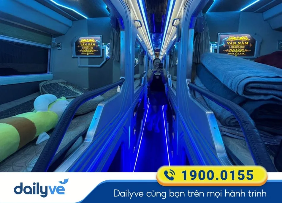 Tiện ích xe Limousine 20 phòng Vip của xe khách Văn Năm