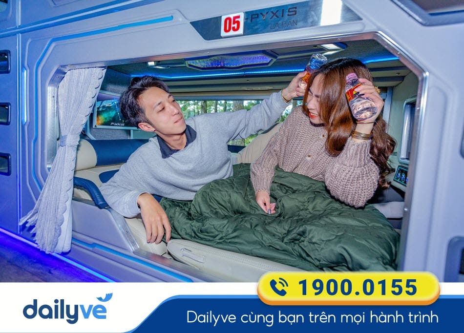 tien-nghi-xe-limousine-24-phong-doi-cua-nha-xe-amazing-limousine