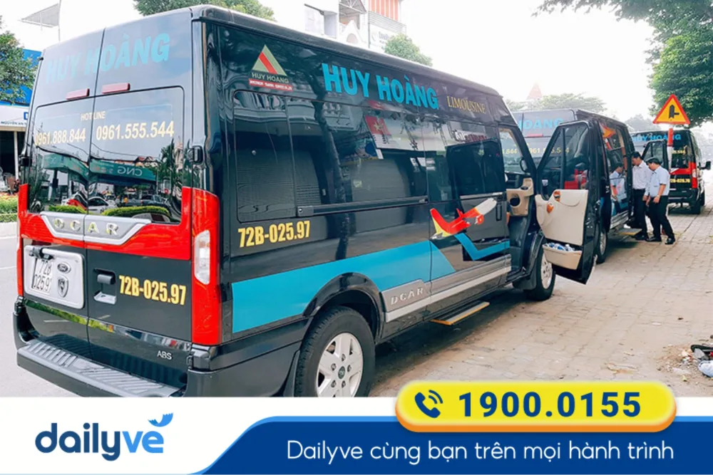 Nhà xe Huy Hoàng cung cấp dịch vụ đưa đón và trả khách tận nơi thuận tiện cho khách du lịch