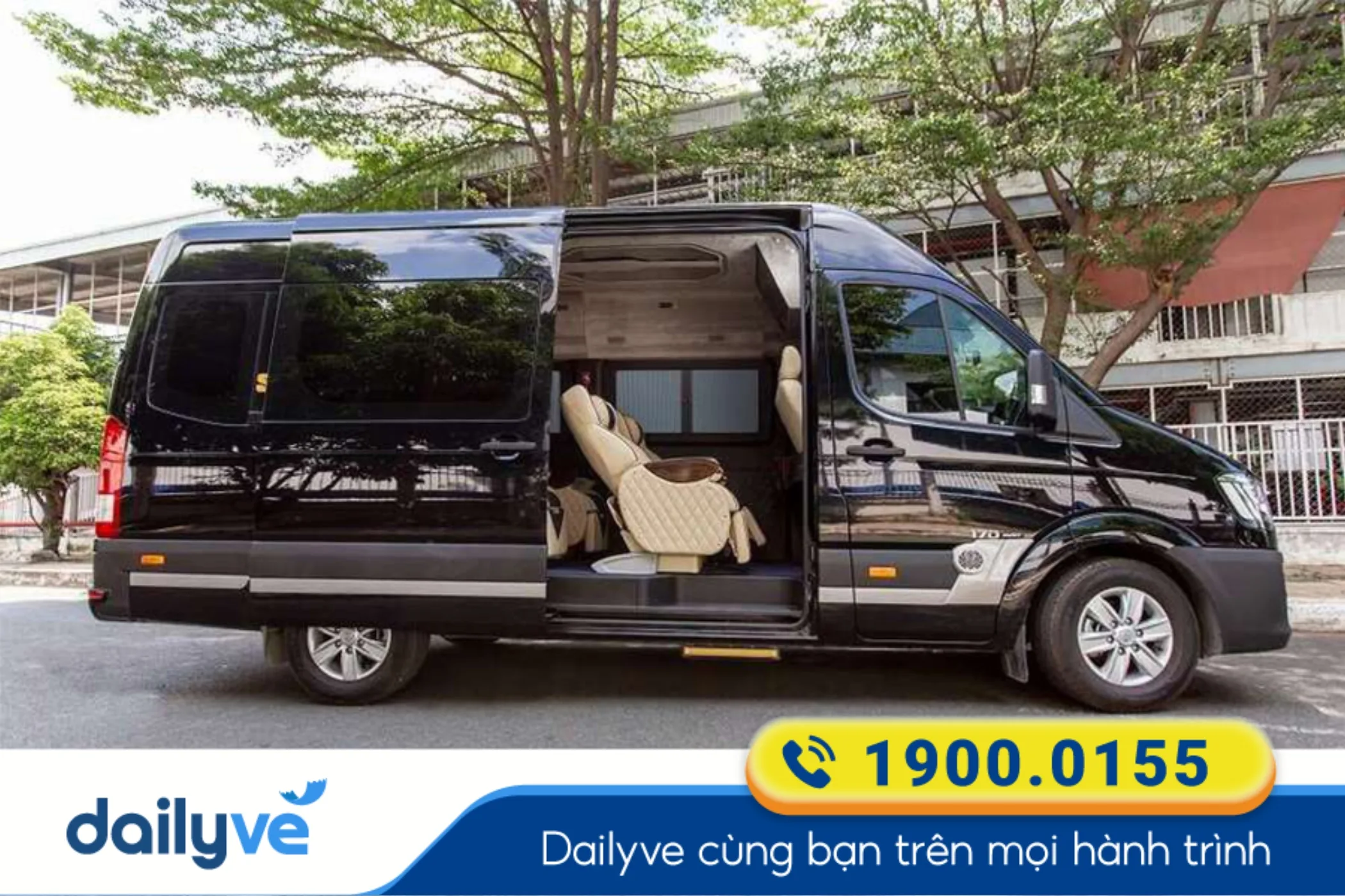 Vĩnh Quang phục vụ xe limousine 10 chỗ cùng dịch vụ trung chuyển tận nơi tiện lợi