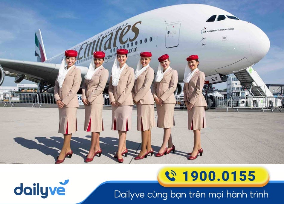 Đồng phục của tiếp viên Hãng bay Emirates