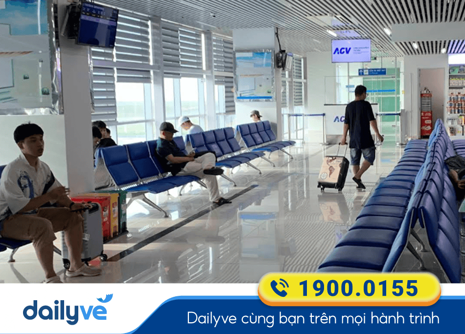 Khu vực phòng chờ tại Ga hành khách Sân bay Tuy Hòa