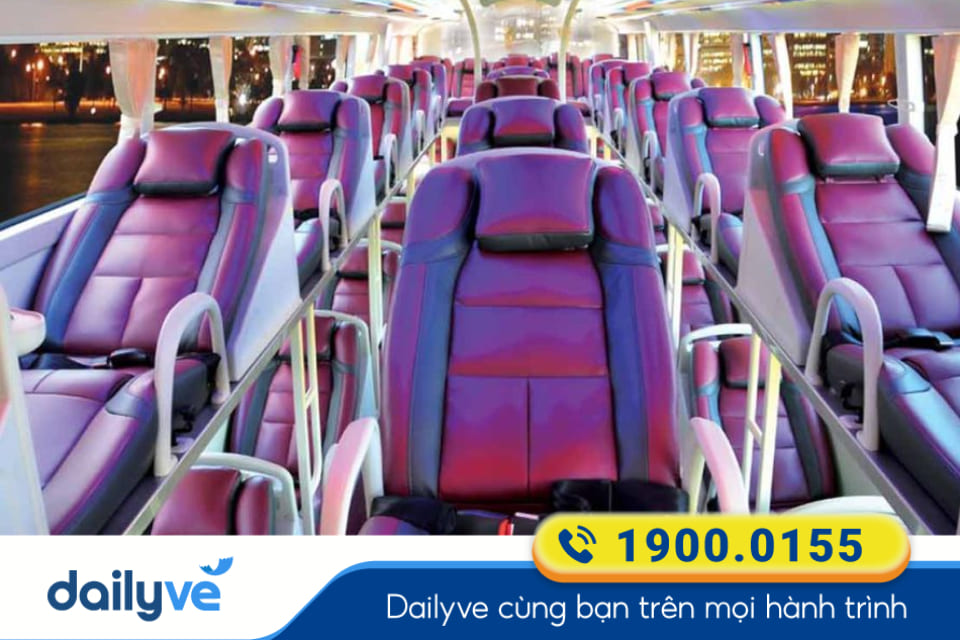 Xe giường nằm 40 - 45 chỗ chạy tuyến Sài Gòn đi Cửa khẩu Mộc Bài