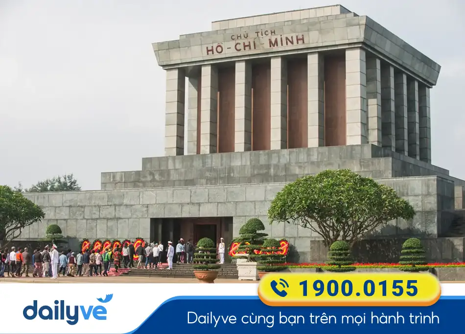 Lăng Chủ tịch Hồ Chí Minh - Điểm thăm quan nổi tiếng tại Hà Nội