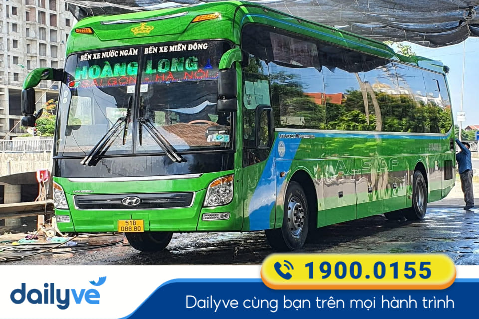 Nhà xe Hoàng Long (Cô 2) từ Bến xe Nước Ngầm đi Sài Gòn