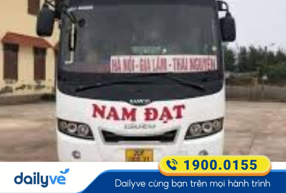 nha-xe-nam-dat