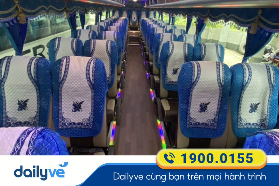 Xe ghế ngồi phổ thông