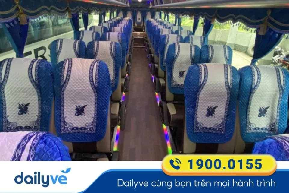 Xe ghế ngồi phổ thông