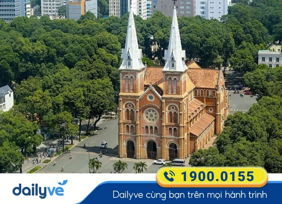 Nhà thờ Đức Bà - Biểu tượng kiến trúc vượt thời gian