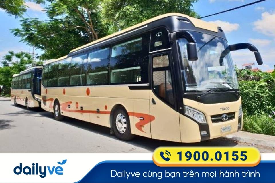 nha-xe-ha-quang-travel