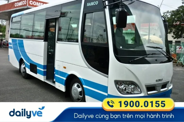 Nhà xe Tứ Loan