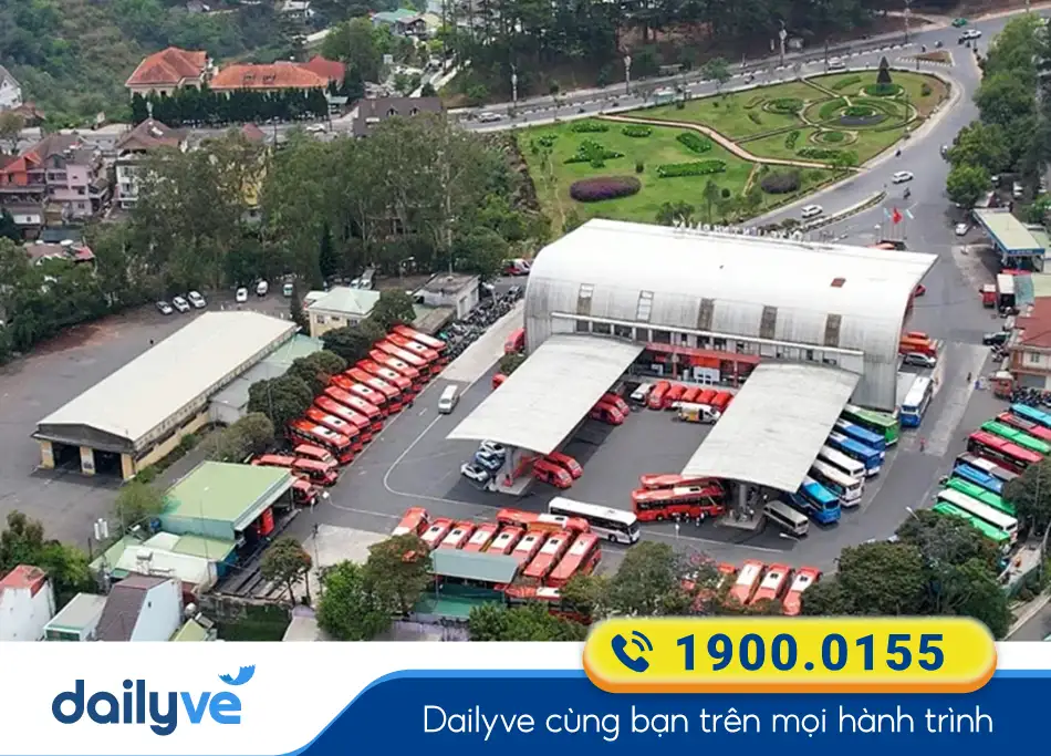 bai-xe-danh-cho-cac-phuong-tien-ra-vao-ben-xe-lien-tinh-da-lat