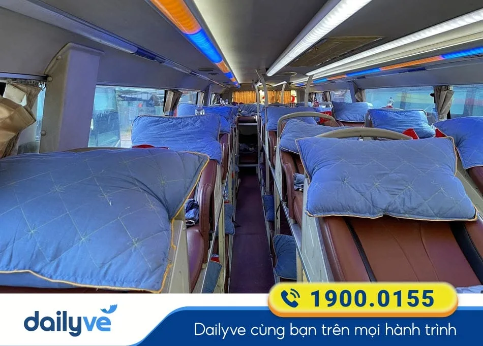 Nội thất xe giường nằm cao cấp của nhà xe Tú An