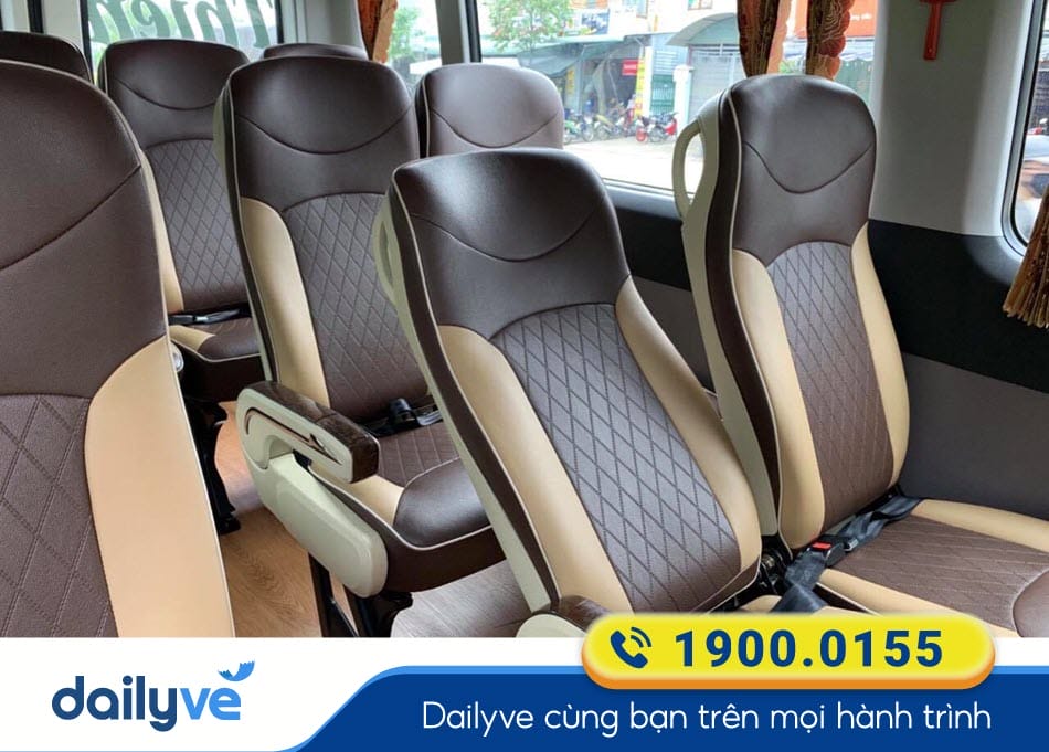 Tiện ích xe ghế ngồi 16 chỗ sang trọng