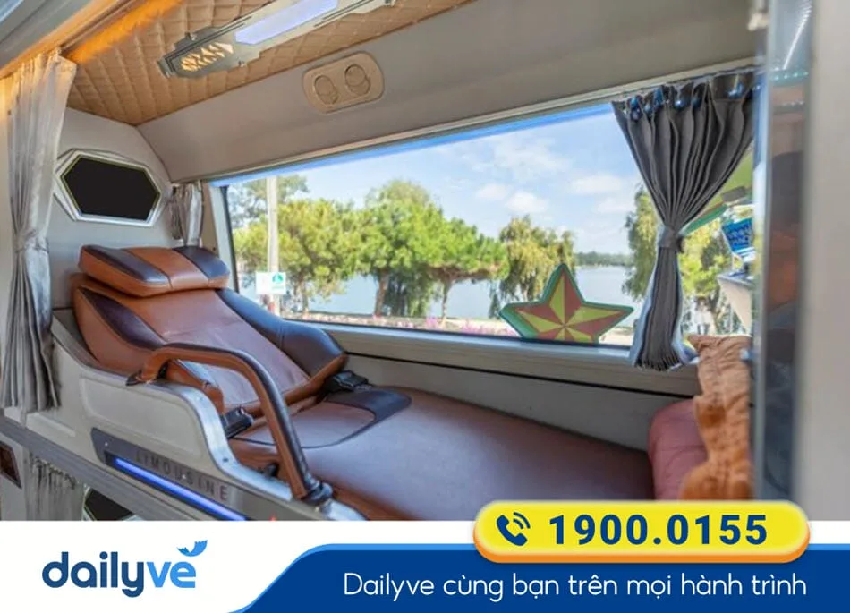 Tiện ích xe Limousine 34 phòng đời mới của nhà xe Hoàng Khang