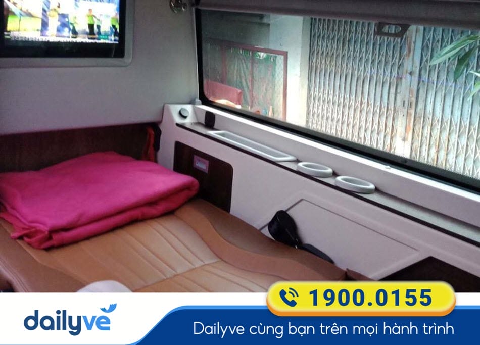 noi-that-xe-limousine-20-phong-hien-dai-cua-nha-xe-hoang-tot