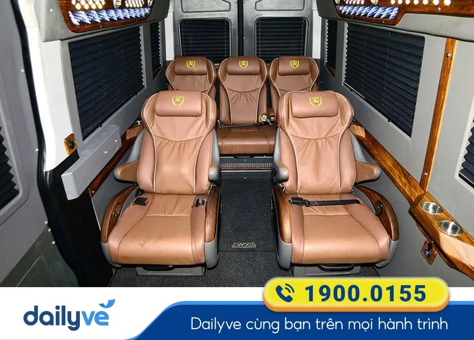 Không gian xe Limousine sang trọng của nhà xe Ánh Minh Limousine