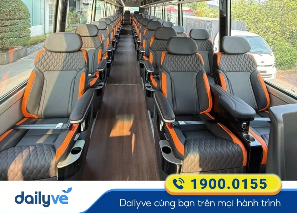 Nội thất sang trọng của nhà xe Cát Bà Express