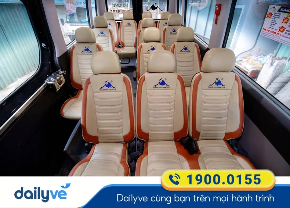 Nội thất xe Limousine sang trọng của nhà xe Hoàng Yến Logistics