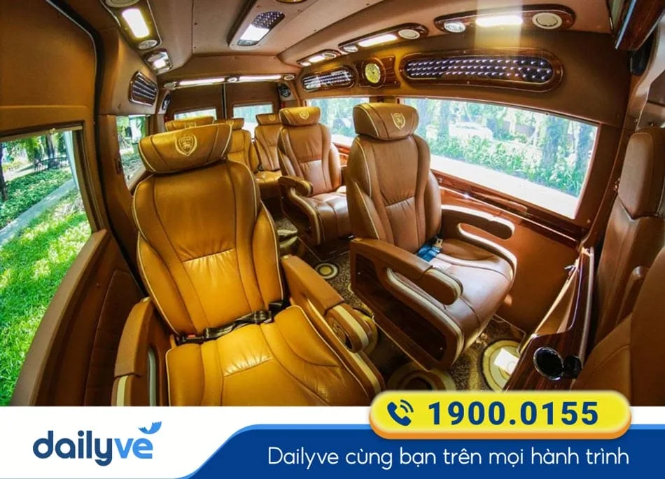 Nội thất xe Limousine hiện đại của xe khách Sapa Limousine Vip
