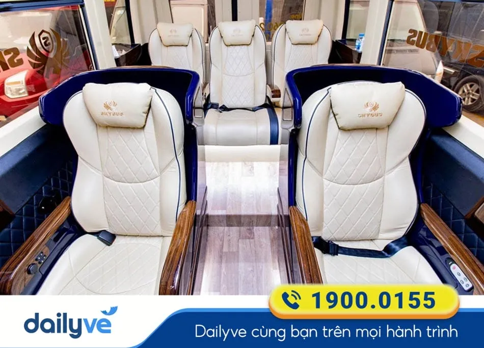 Nội thất xe Limousine sang trọng của nhà xe Quỳnh Thanh Vip Limo