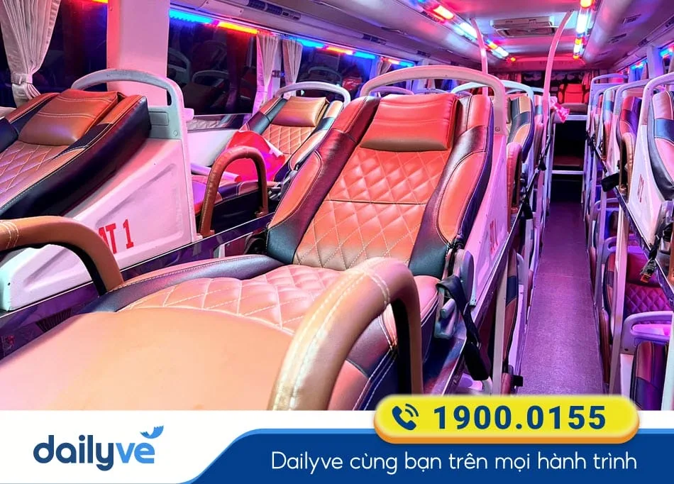 Xe giường nằm tiện nghi của xe khách Dnah Danh Express Bus