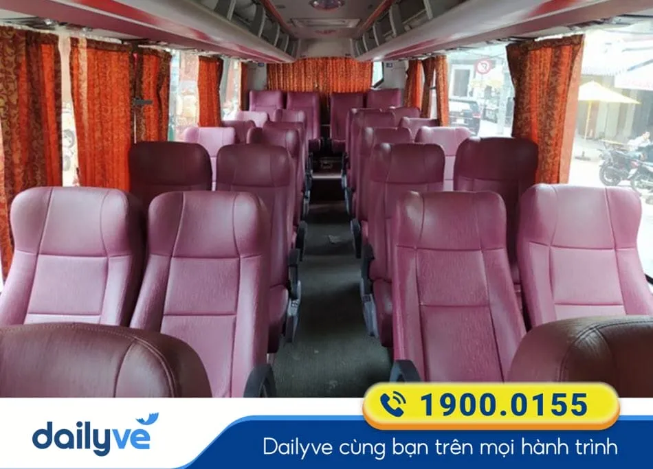 Không gian rộng thoáng của xe khách Mạnh Thiện