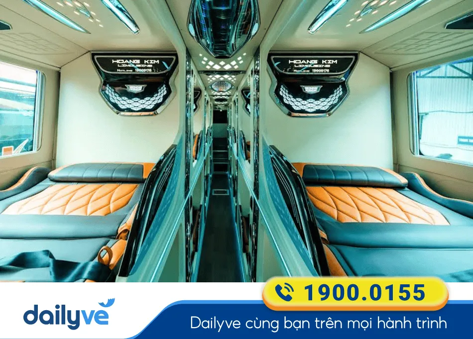 Nội thất hiện đại của xe khách Hoàng Kim