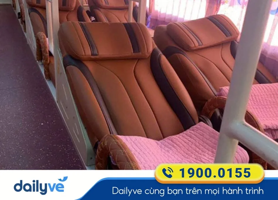 Dòng xe giường nằm 44 chỗ của nhà xe Hoàng Phát (Đà Nẵng)