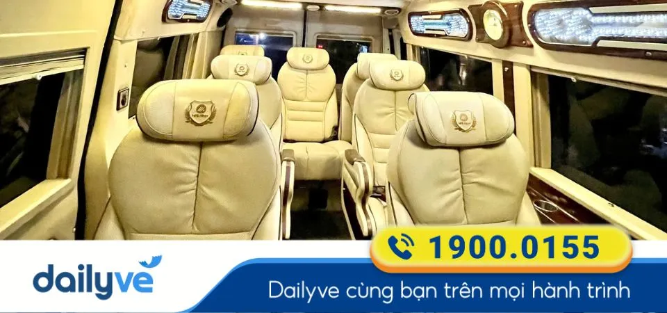 Dòng xe ghế Limousine 9 chỗ của nhà xe Mai Châu Smile Limousine